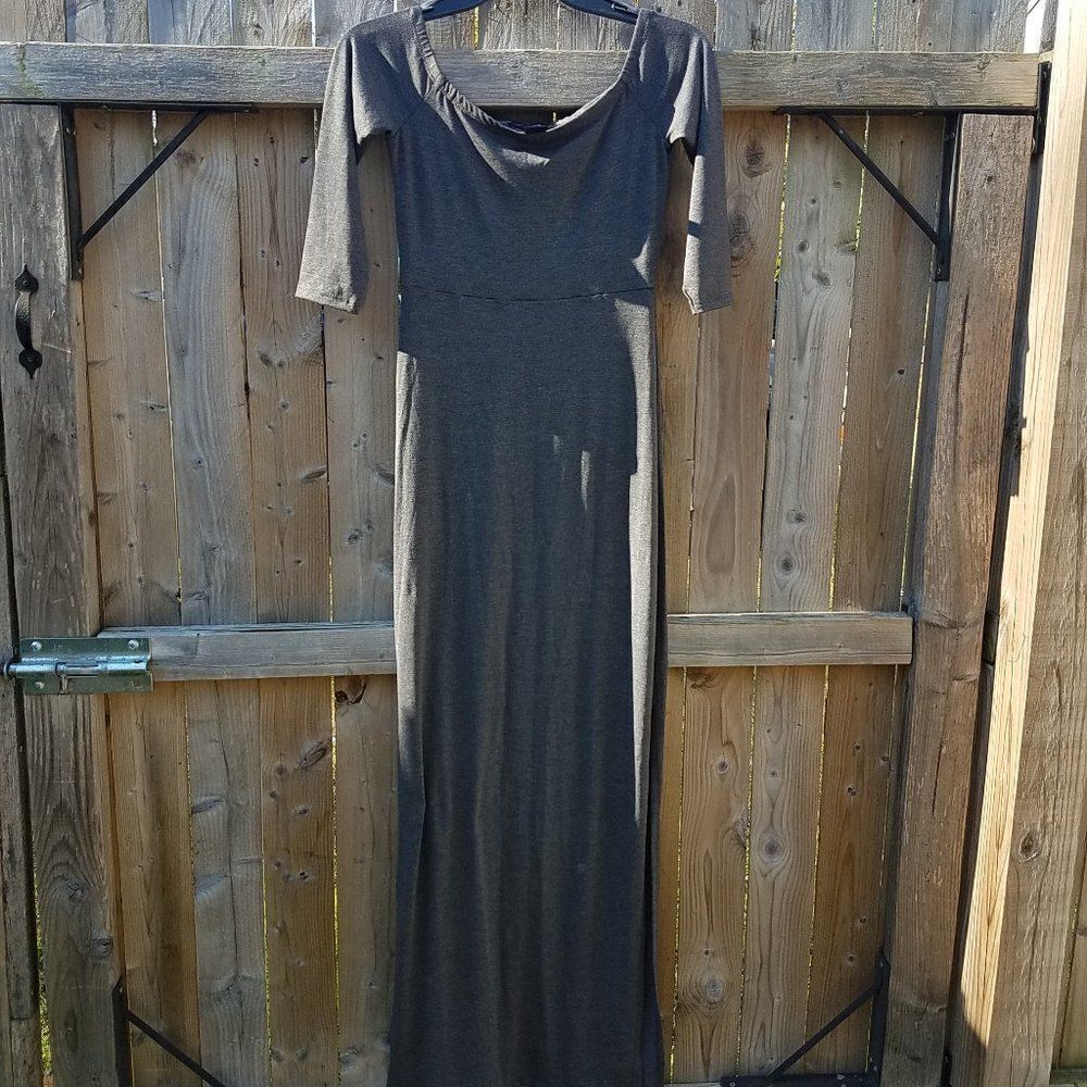 Medium Maxi Dress Gray Off the Shoulders 3/4 Sleeves NWOT